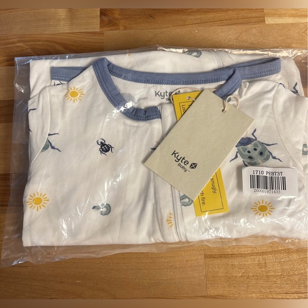 Kyte baby beetle platinum exclusive zip romper 3t